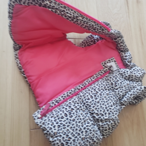 Baby Girl 6 to 12 M Winter Vest - Picture 3 of 3